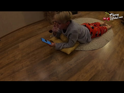 ❤️ Crazy Blonde បឺតជញ្ជក់ Dick ដ៏ធំ ហើយលោតលើវា - ការរួមភេទតាមរន្ធគូថ សិច នៅសិច km.superpornpics.ru ❌️